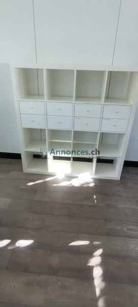 Bibliothèque IKEA KALLAX 4x4 blanche avec tiroirs