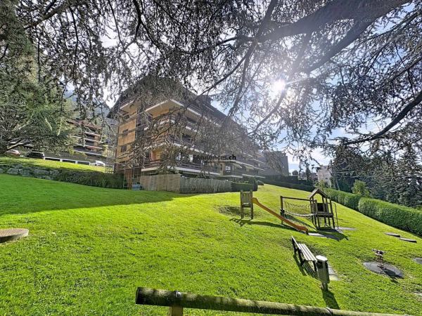 Superbe 5.5 pièces 133 m2 magnifiquement rénové avec grand balcon