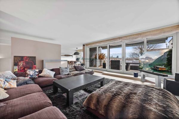 Duplex contemporain de 4,5 pièces avec balcon et jardin