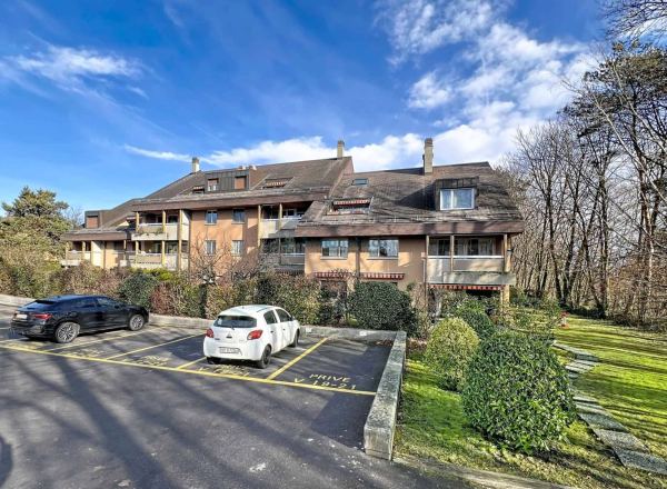 Exclusivité: Spacieux appartement - 4 chambres à coucher