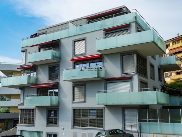 Place de parc intérieure cherche locataire