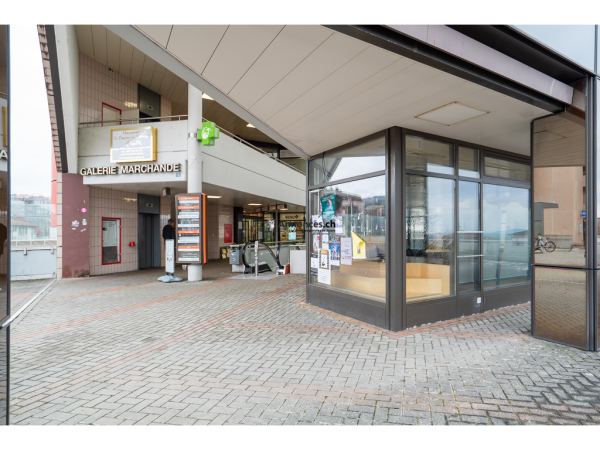 Surface commerciale à louer  Gare 1, Pully - 83 m2