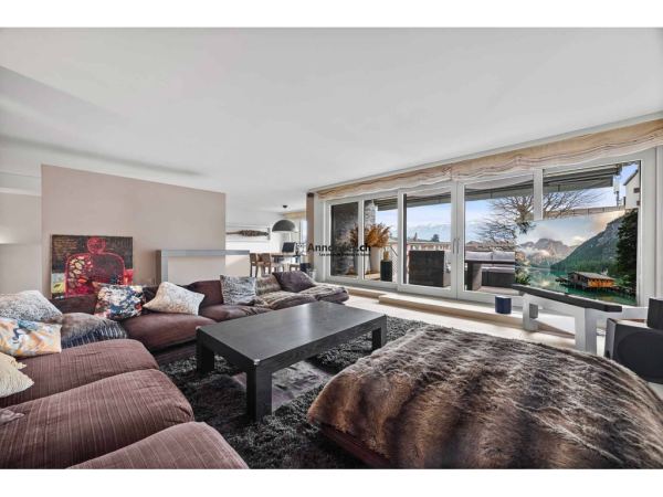 Duplex contemporain de 4,5 pièces avec balcon et jardin