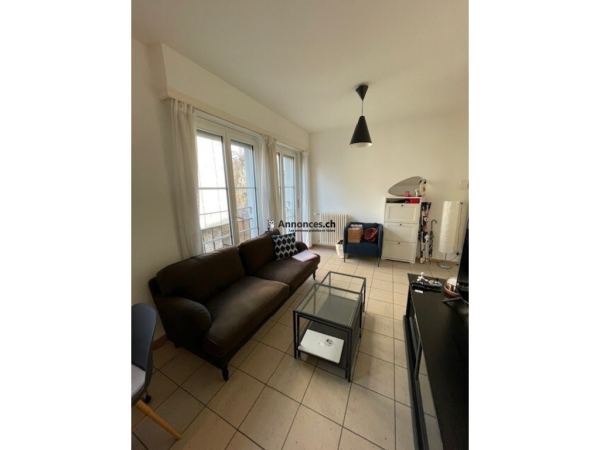 Appartement 2 pièces au 2ème étage au centre de Vevey
