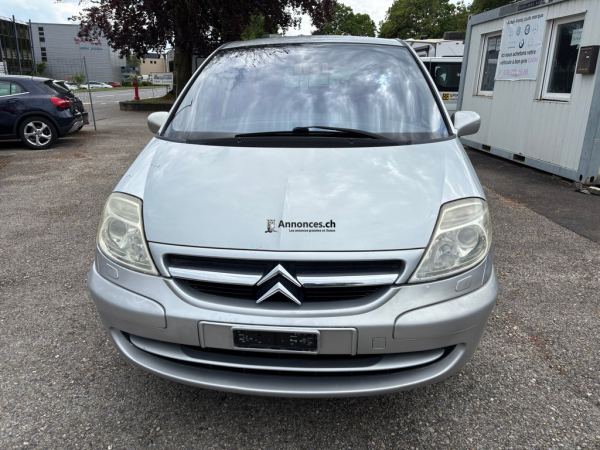 CITROEN C8 2.0 16V Chic (SX)