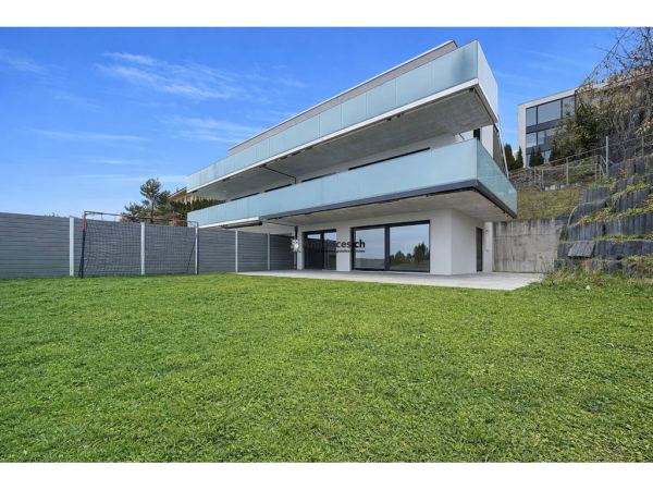 Duplex de 4.5 pièces avec sous-sol, jardin et vue sur le lac