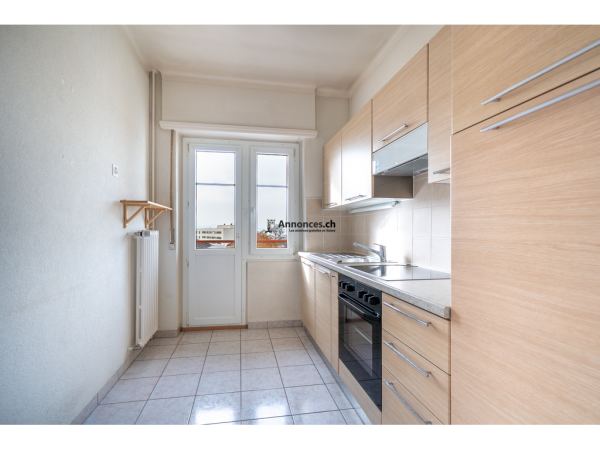 Charmant 2.5 pièces lumineux avec balcon à Lausanne