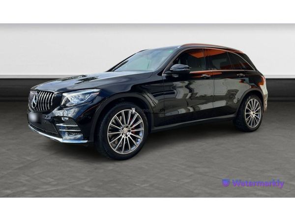 Mercedes GLC 2016 – 78’000 km – Noir – Excellent état – Options + accessoires