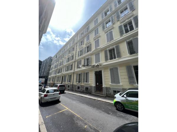 Appartement 3 pièces au 1er étage -1004 Lausanne