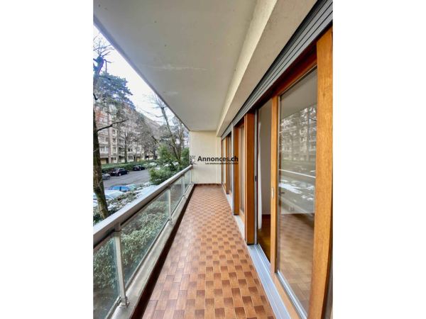 APPARTEMENT DE 2.5 PIECES LUMINEUX A CHAMPEL