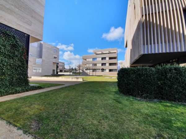 Bel appartement de 2.5 pièces au rez-de-chaussée