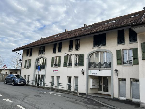 A 5 minutes à pied de la gare du LEB