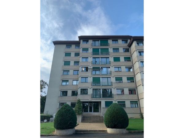 Appartement de 5 pièces avec balcon